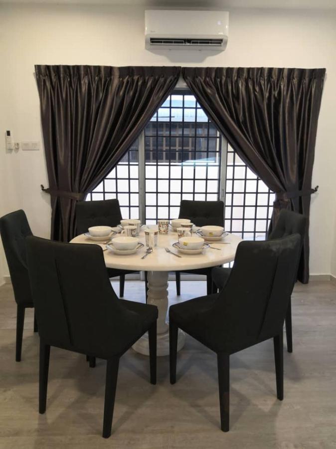 Ipoh Family Villa-Spacious Stay For 21 Or 42Pax Εξωτερικό φωτογραφία